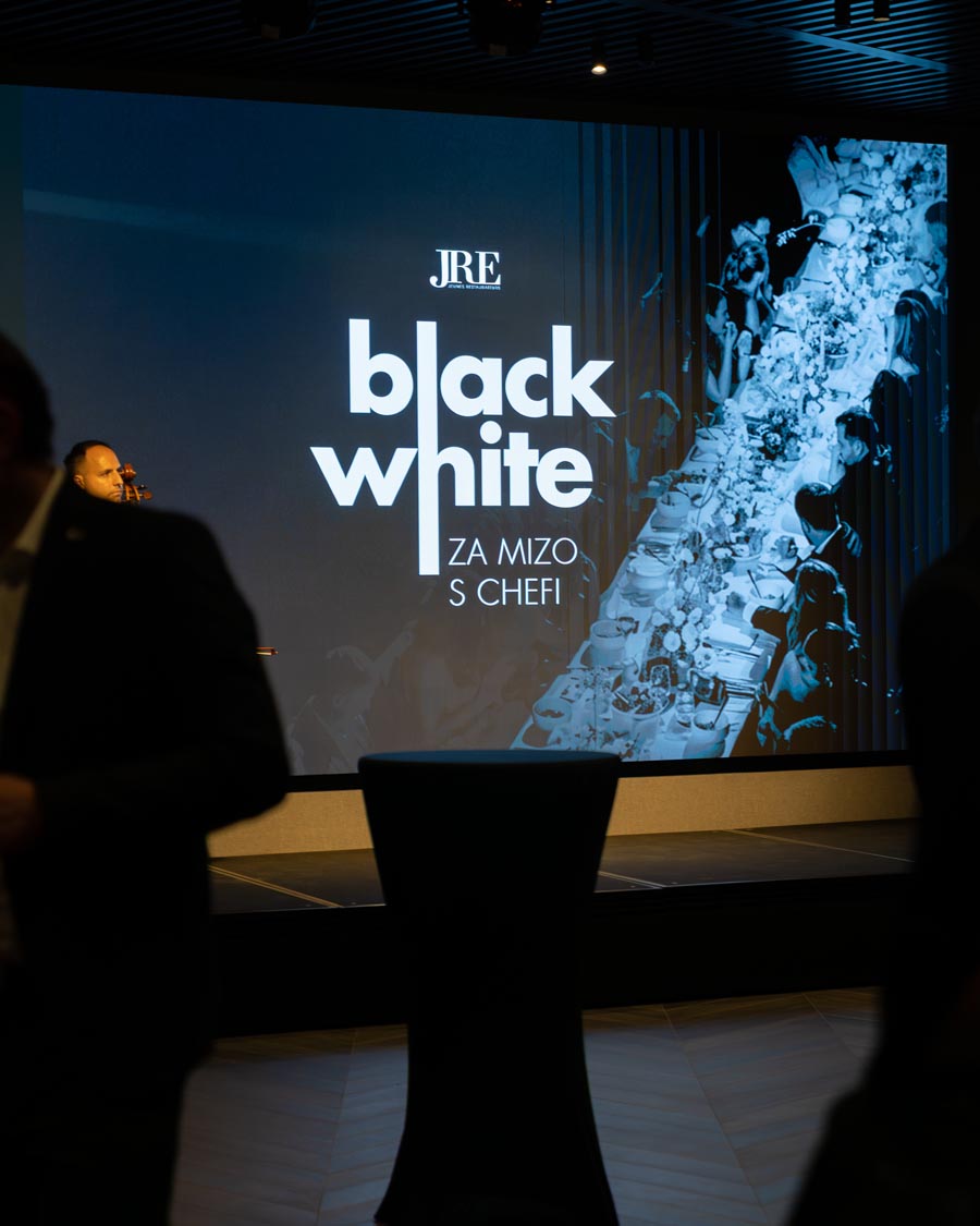 Black&White večer z JRE