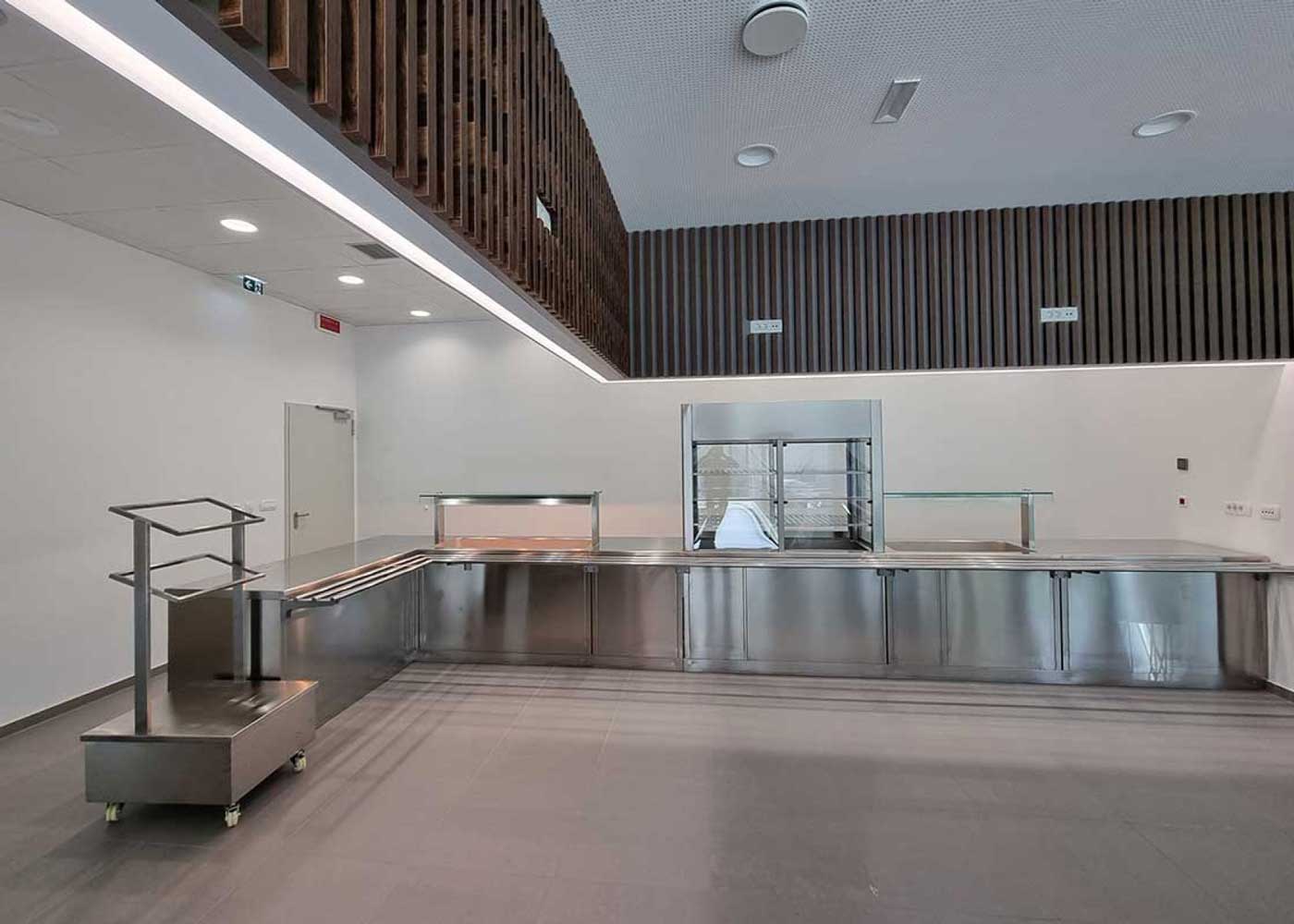 psihiatricna-klinika-ljubljana-kuhinja-07
